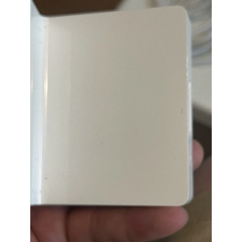 Apple White Docking Station Model A1381 For Apple I Pad 1/2/3 With USB Cable